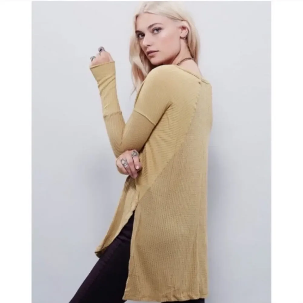 Free People Mustard Yellow Ventura Thermal Top MEDIUM Waffle Knit Long Sleeve